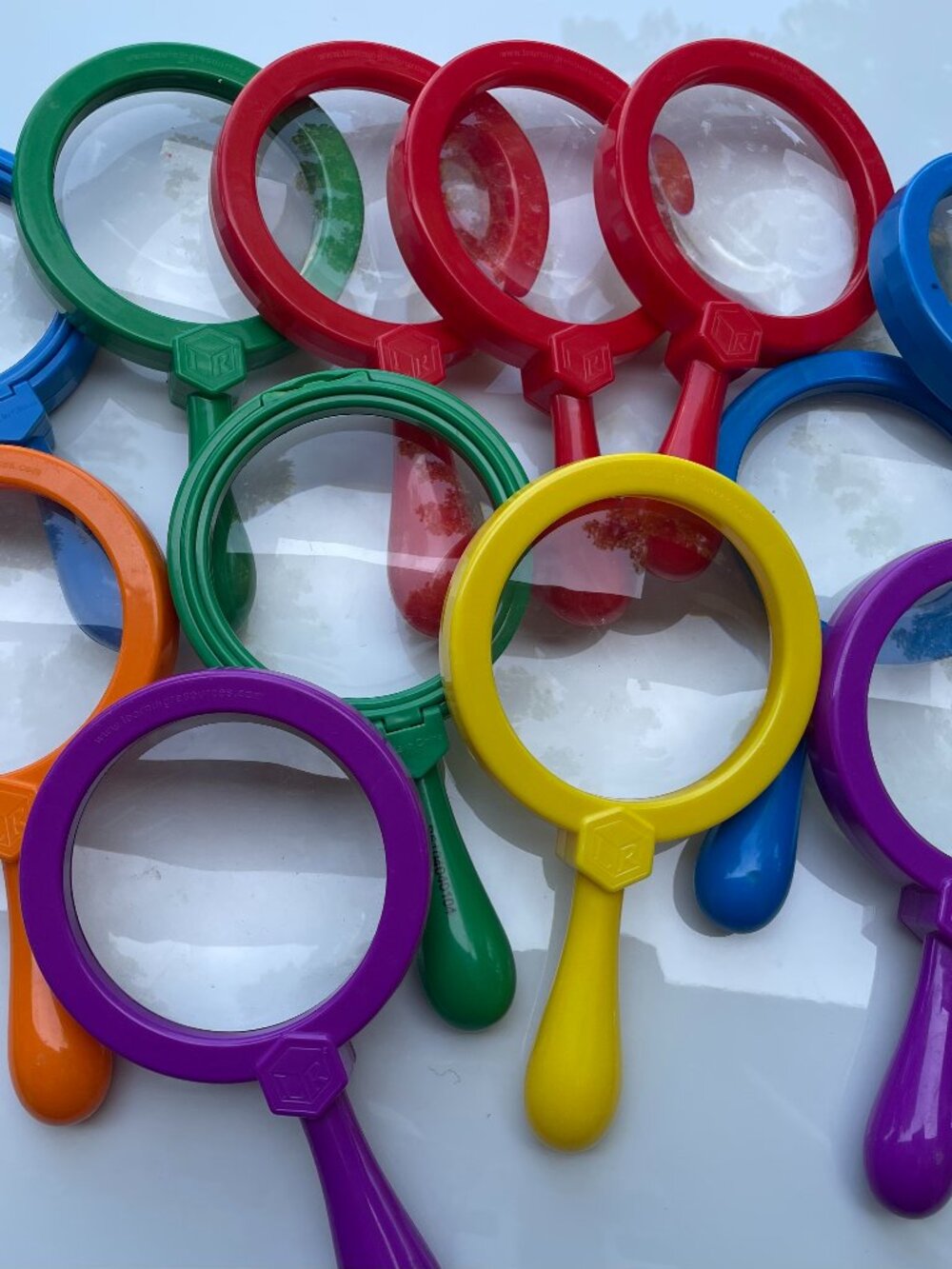 Learning Resources Magnifying Glasses (Jumbo & Small — Lot of 22 Kids Magnifiers